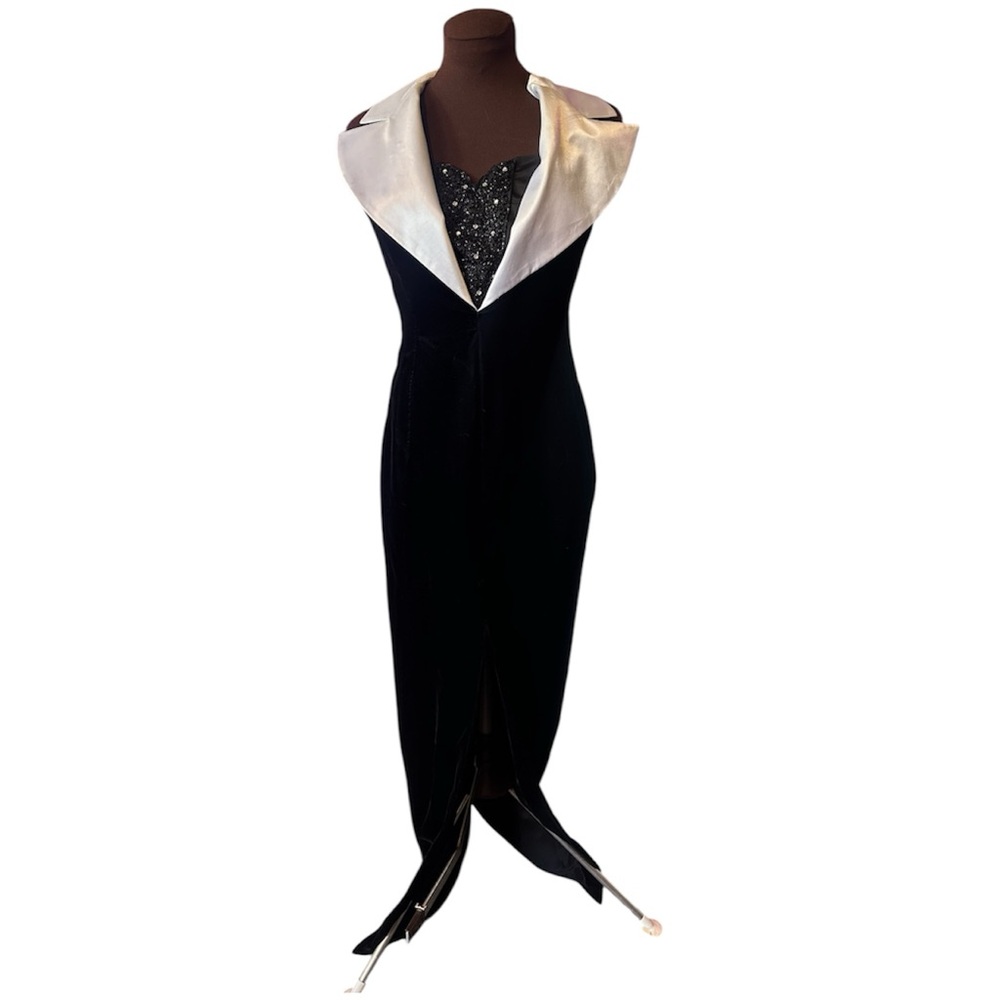 Elegant Black and White Evening Dress